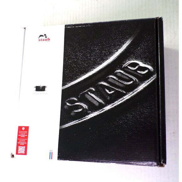 🆕STAUB 4 qt Round Cocotte Enameled Cast Iron Dutch Oven Cherry Blossom - Picture 11 of 11